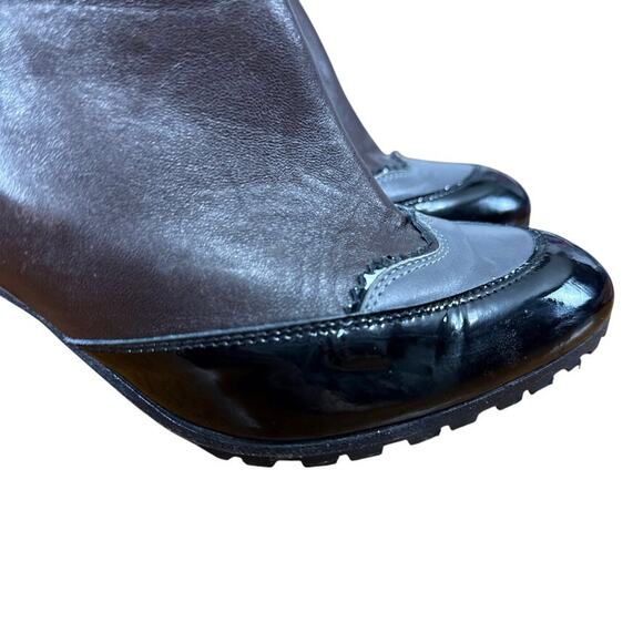 Taryn Rose Brown Black Wingtip Leather Ankle Boots Booties Heels Shoes 38.5 8.5 - Picture 13 of 16